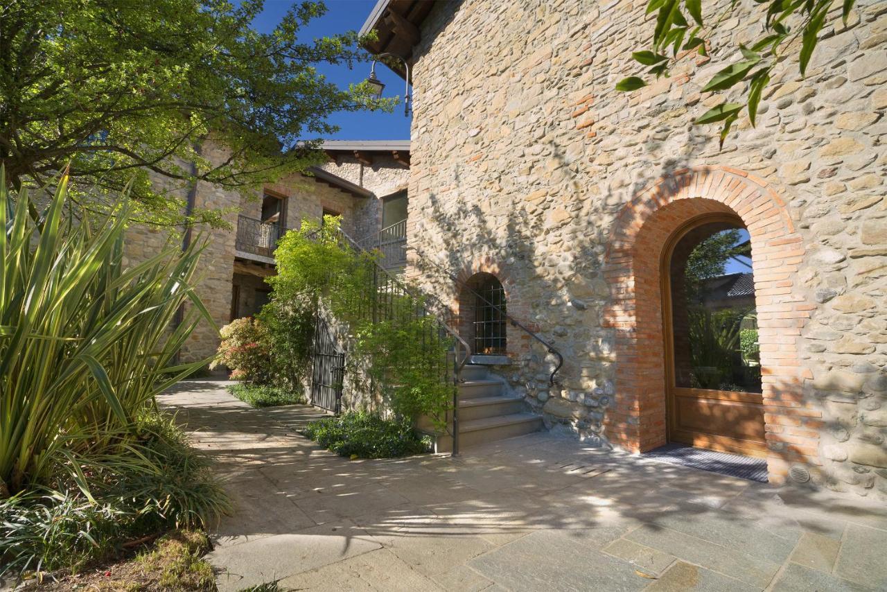 Il Borgo - 1711 Luxury Guest House Arlate エクステリア 写真