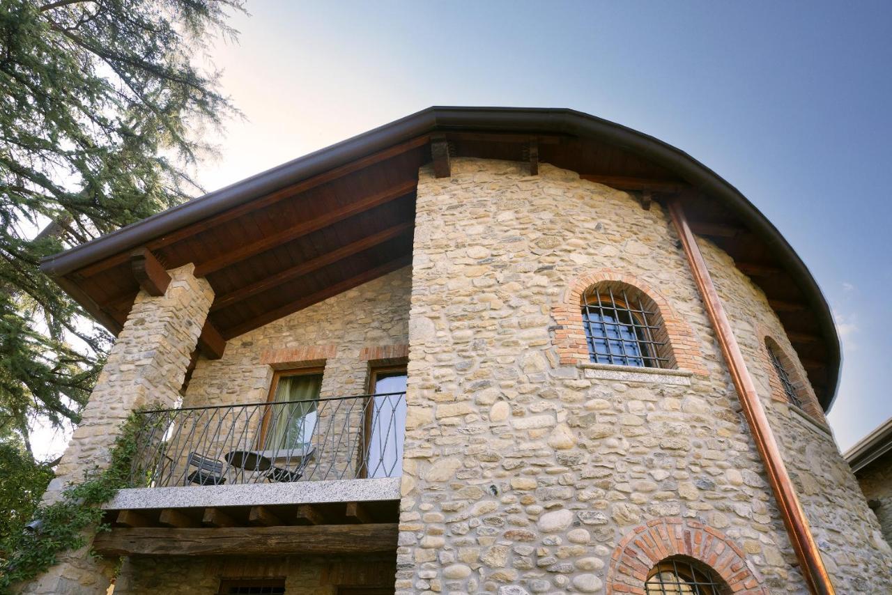 Il Borgo - 1711 Luxury Guest House Arlate エクステリア 写真