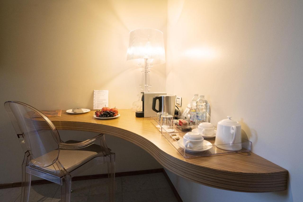 Il Borgo - 1711 Luxury Guest House Arlate エクステリア 写真