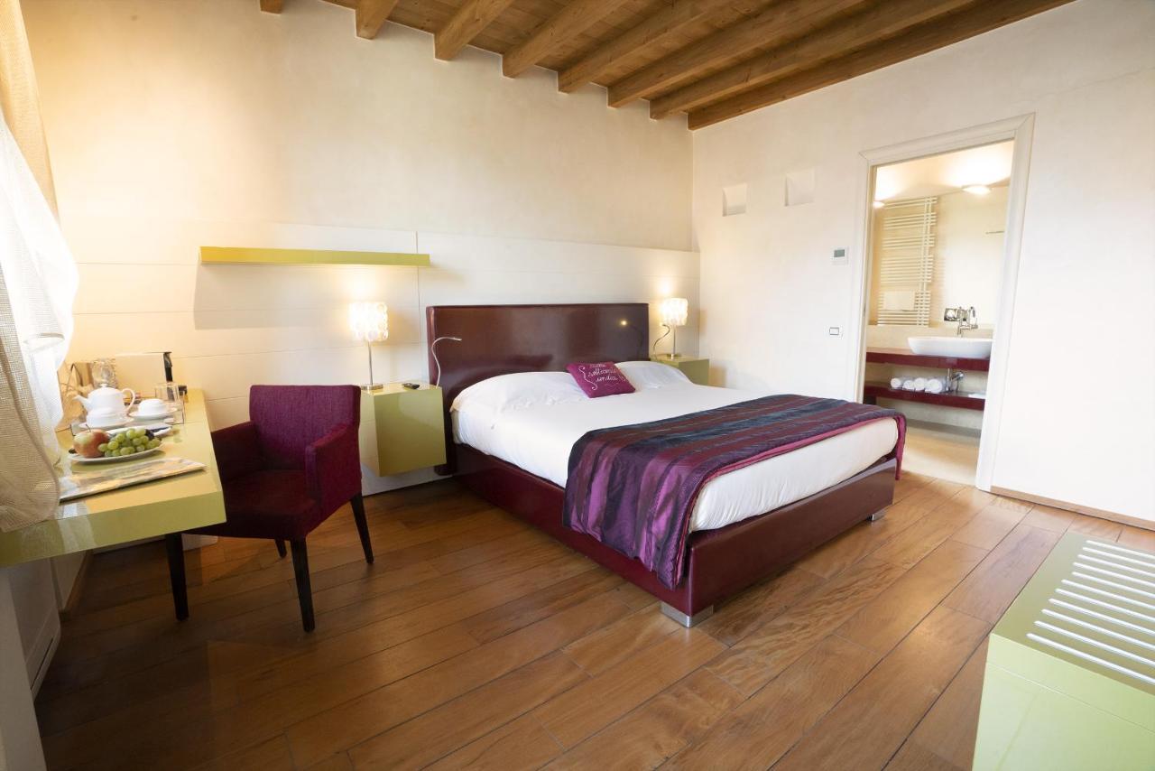 Il Borgo - 1711 Luxury Guest House Arlate エクステリア 写真