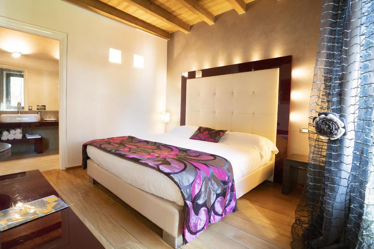 Il Borgo - 1711 Luxury Guest House Arlate エクステリア 写真