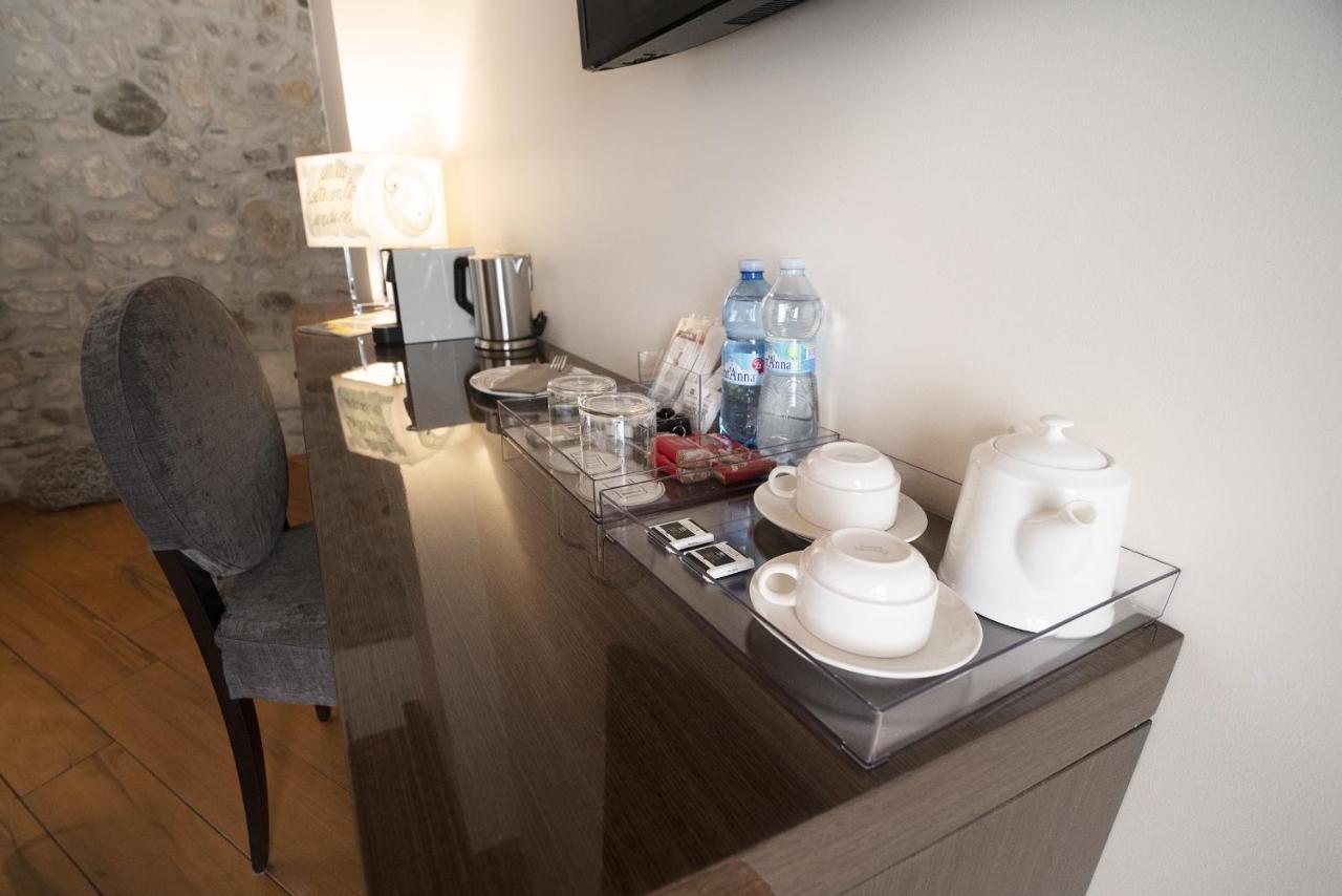 Il Borgo - 1711 Luxury Guest House Arlate エクステリア 写真