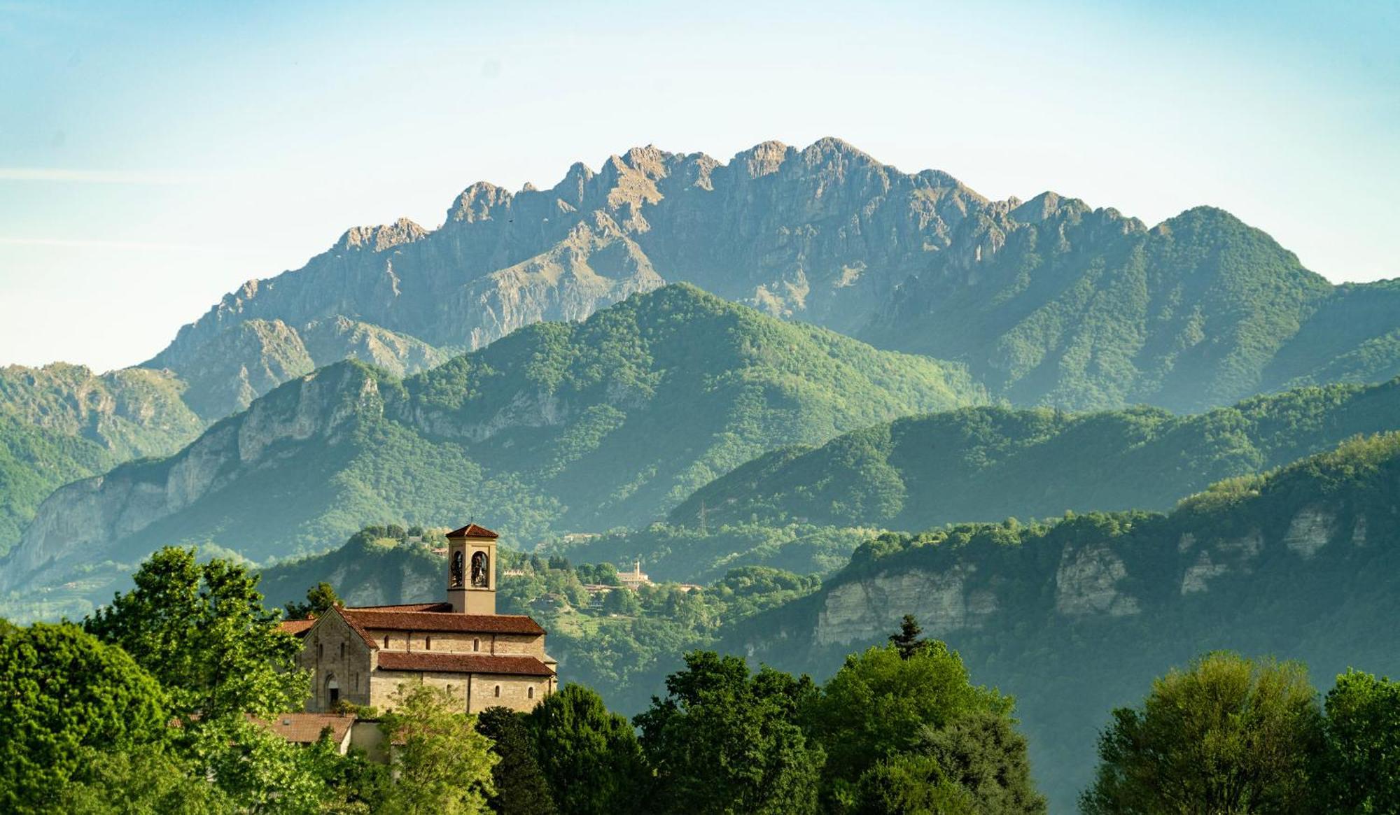 Il Borgo - 1711 Luxury Guest House Arlate エクステリア 写真